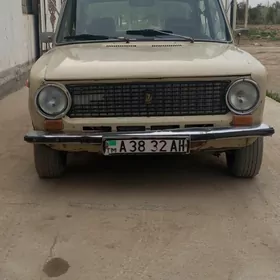 Lada 2104 1987