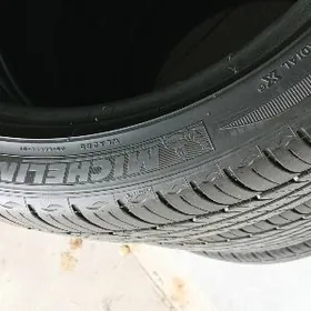 235/40/19/ MISHELIN Ýyly23