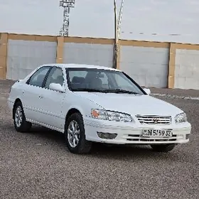Toyota Camry 2000