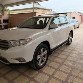 Toyota Highlander 2011