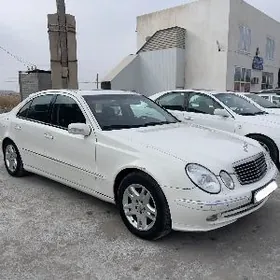 Mercedes-Benz E320 2004