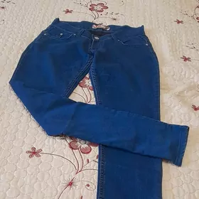 джинсы за все 100 манат