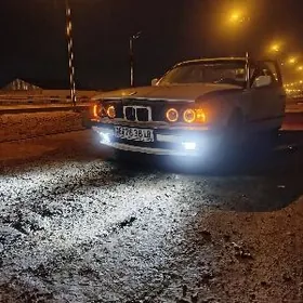 BMW 525 1992