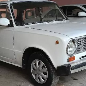 Lada 2111 1986