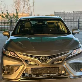 Toyota Camry 2023