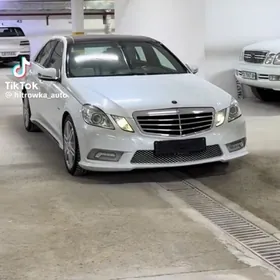 Mercedes-Benz E300 2009