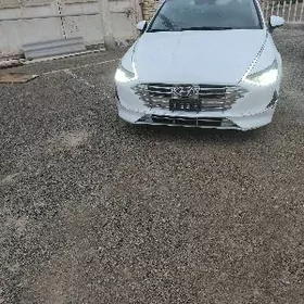 Hyundai Sonata 2020