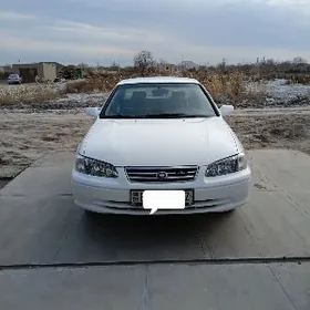 Toyota Camry 1997