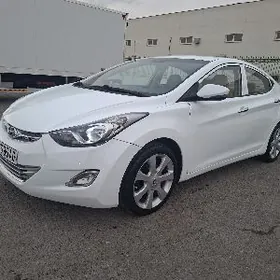 Hyundai Elantra 2013
