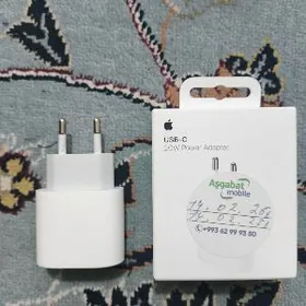 USB-C zaryatnik