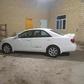 Toyota Camry 2004