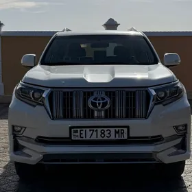 Toyota Land Cruiser Prado 2023
