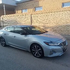 Nissan Maxima 2020