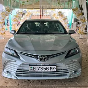 Toyota Camry 2022