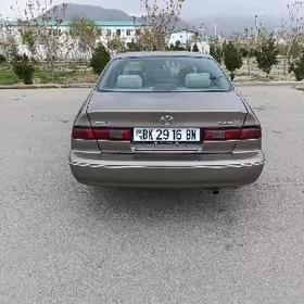 Toyota Camry 1999