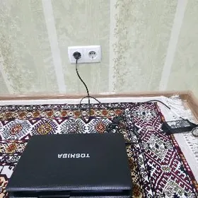 Toshiba Notebook Komputer