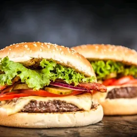 Требуется ПОВАР