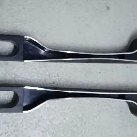 karolla sdenyan gapdalyna goy