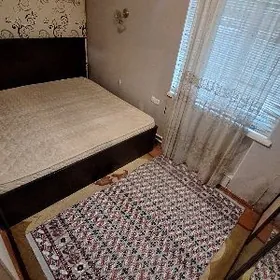 Engles (Azady) köçe