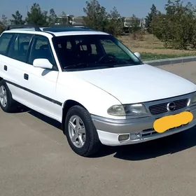 Opel Astra 1996