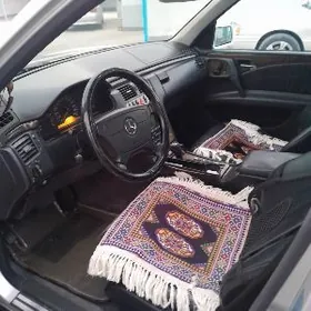 Mercedes-Benz E430 1999