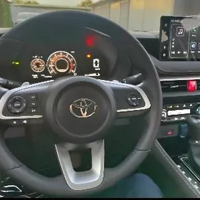 Toyota Yaris 2024