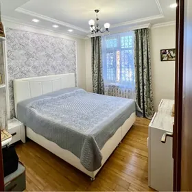 квартира  з- х комнатная