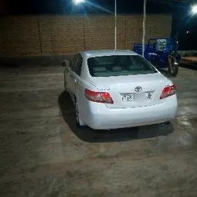 Toyota Camry 2010