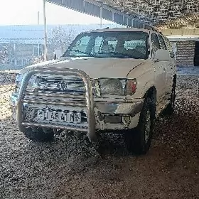 Toyota 4Runner 2000