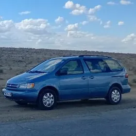 Toyota Sienna 2000
