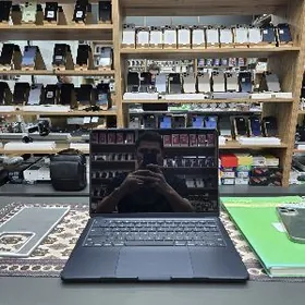 MACBOOK AIR M2CHIP 8GB 256GB