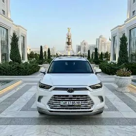 Toyota Grand Highlander 2024