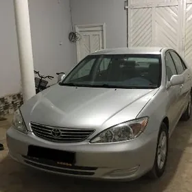 Toyota Camry 2003