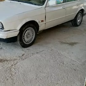 BMW 320 1989