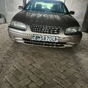 Toyota Camry 1999