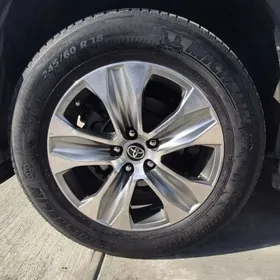 2024 highlander xle teker