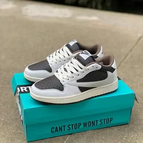 Nike Travis Scott mocha