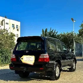 Toyota Land Cruiser 2000