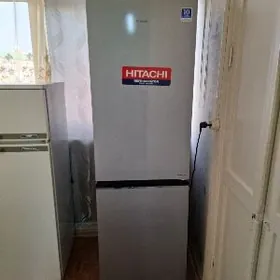 Холодильник Hitachi