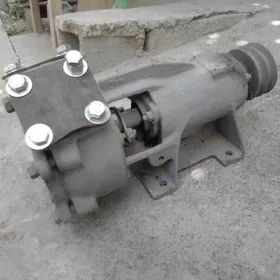 Насос водяной