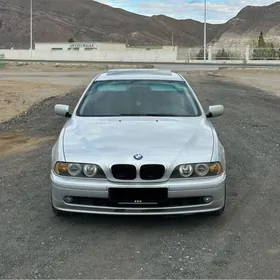 BMW E39 2002