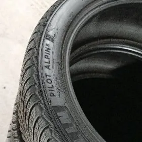 235/45/18/ MISHELIN Ýyly23