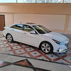 Hyundai Elantra 2021