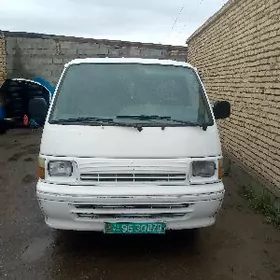 Toyota Hiace 1998