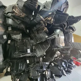 Patkrelnik/Patkrylnyk Toyota