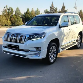 Toyota Land Cruiser Prado 2023