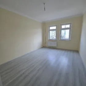 Eyesinden Jemagat 2 kom