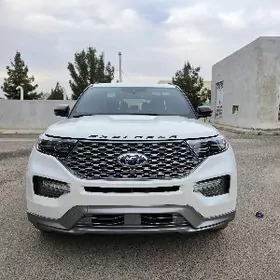 Ford Explorer 2022