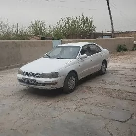Toyota Corona 1992