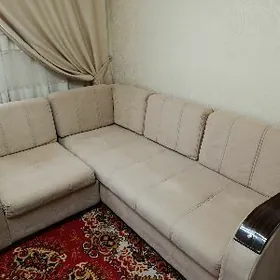 Диван угловой